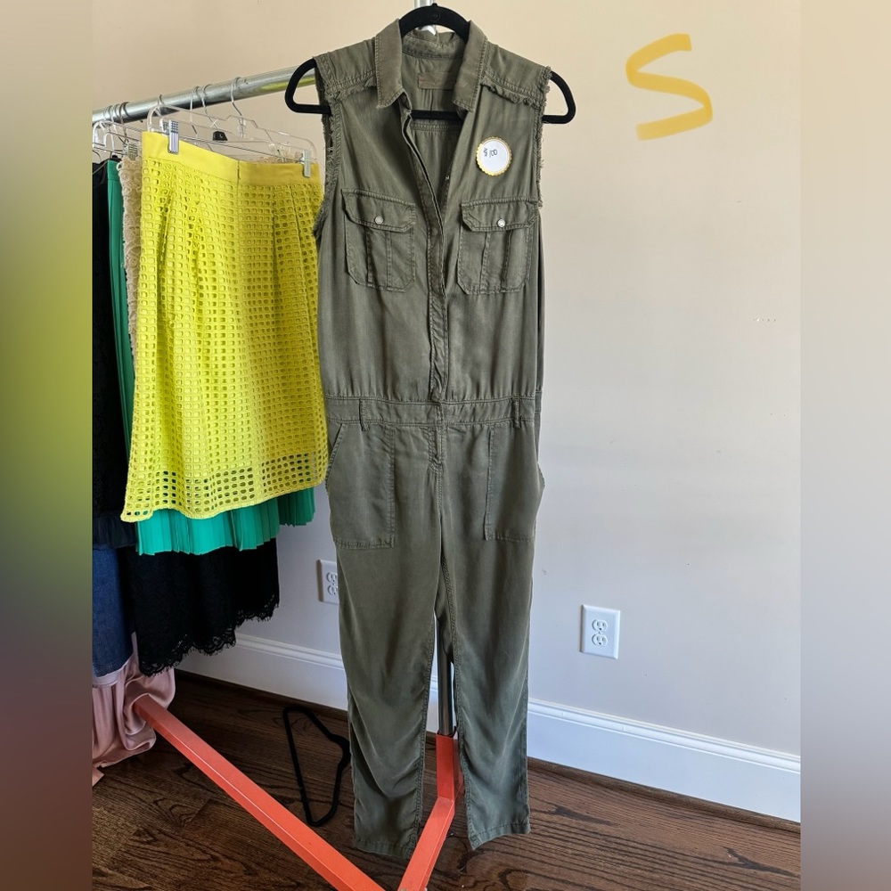 Brand Etienne Marcel Size small